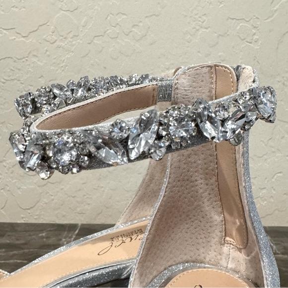 NEW Badgley Mischka Jewel Cathleen Heels - Picture 4 of 14